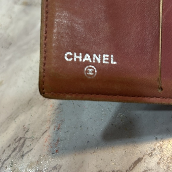 Chanel camellia Black Leather Wallet - Picture 4 of 9
